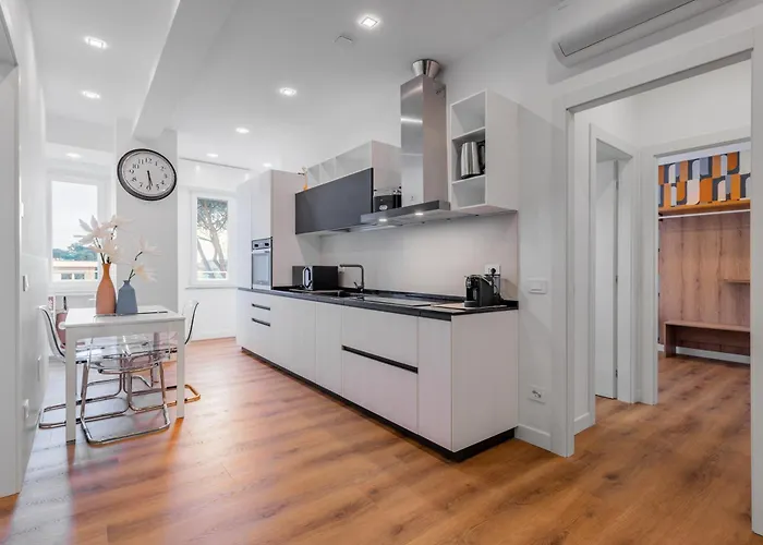 Apartamento Delina - Parco Degli Acquedotti - Metro A Roma